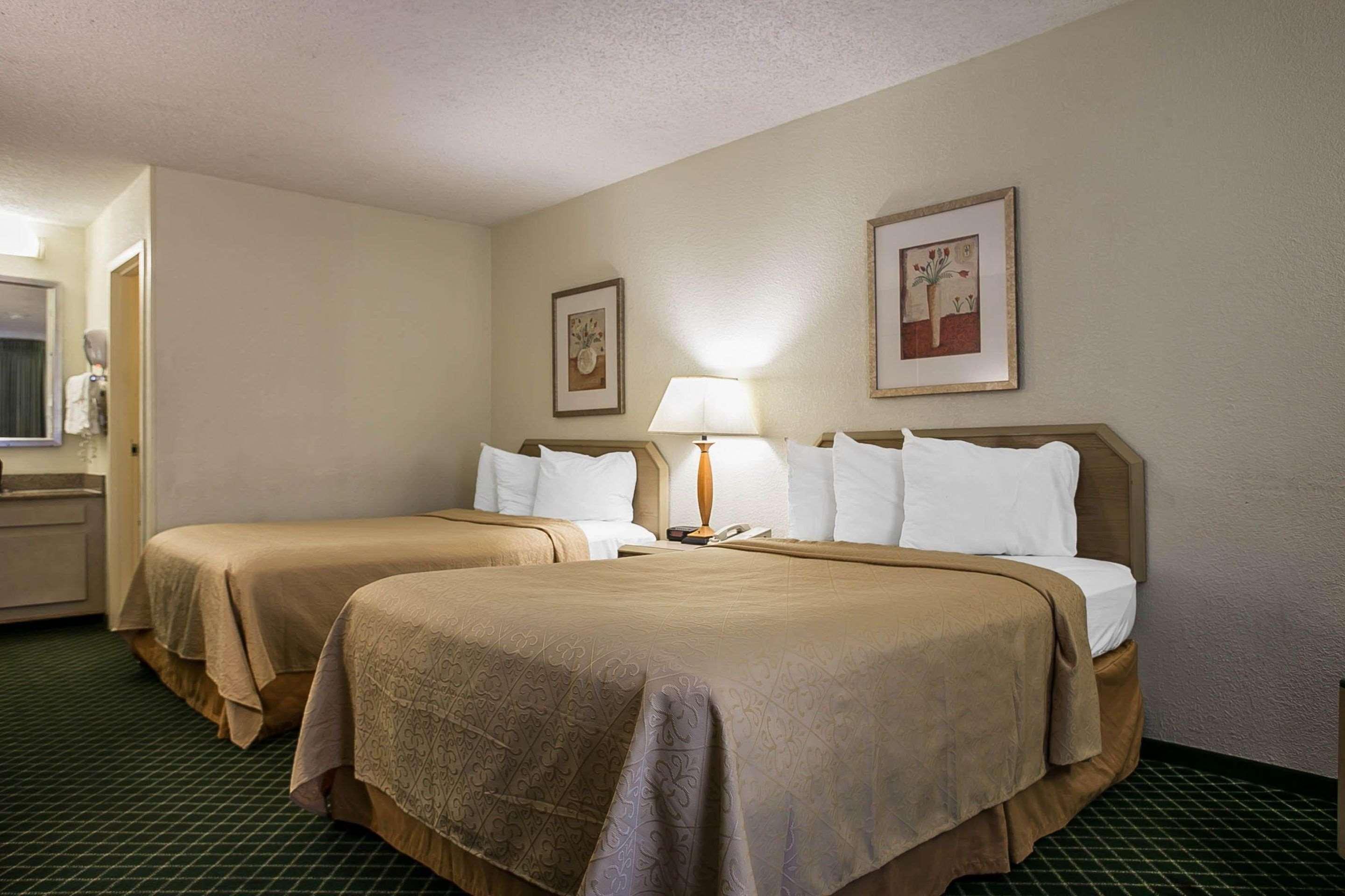 Quality Inn Sumter Bagian luar foto